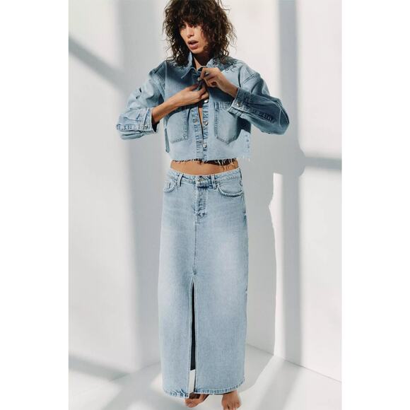 Zara | Women | Y2K Light Wash Distressed Button Fly Denim Maxi Skirt | Medium - Picture 12 of 12